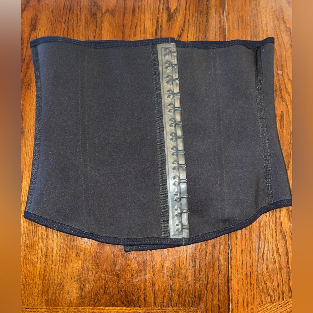 Nicolette, Shapewear black compression waist, trainer, corset